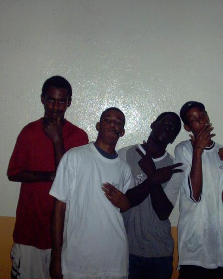 LEs Zais YOUTH!!!!!!!!!!!!